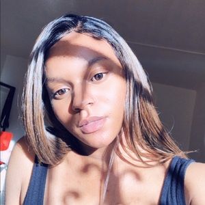 Meet your Posher, Vanessa